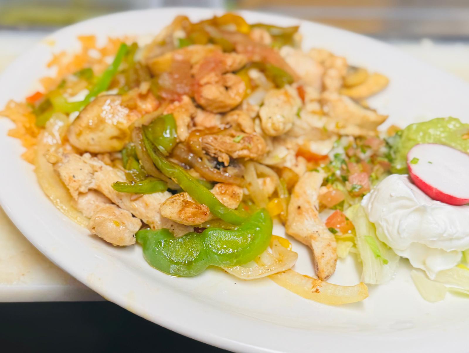Arroz con Pollo