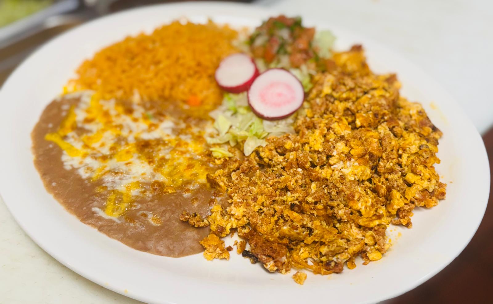 Huevos con Chorizo